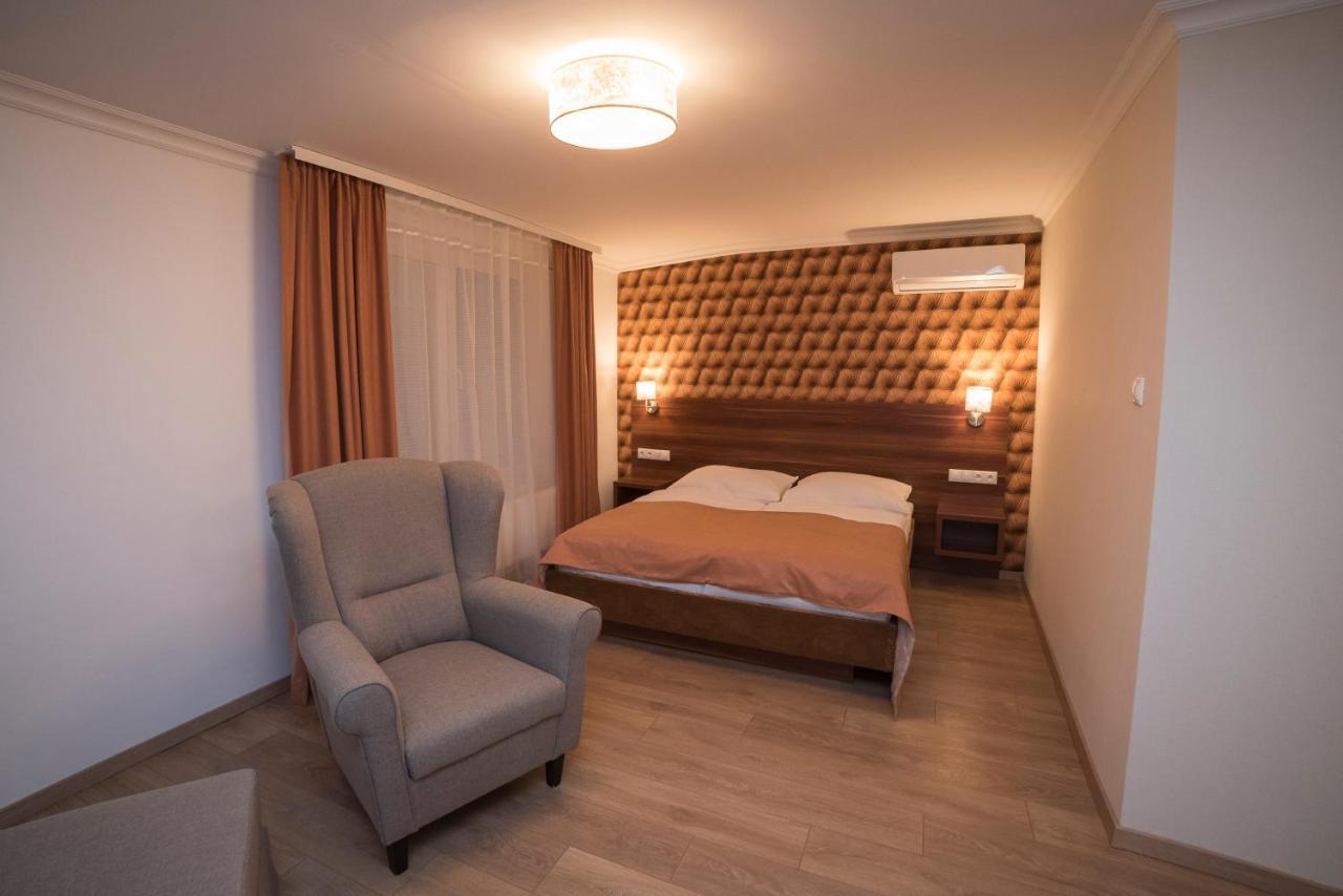 Hotel Alfa Giraltovce Exterior photo